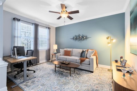 Townhouse in Sanford, Florida 2 bedrooms, 177.63 sq.m. № 2299547 - photo 3