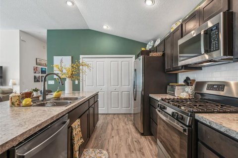 Casa en venta en The Villages, Florida, 2 dormitorios, 117.61 m2 № 2386630 - foto 18