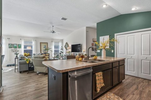 Casa en venta en The Villages, Florida, 2 dormitorios, 117.61 m2 № 2386630 - foto 19