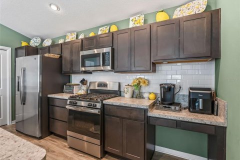 Casa en venta en The Villages, Florida, 2 dormitorios, 117.61 m2 № 2386630 - foto 17