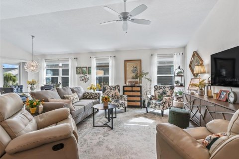Casa en venta en The Villages, Florida, 2 dormitorios, 117.61 m2 № 2386630 - foto 12