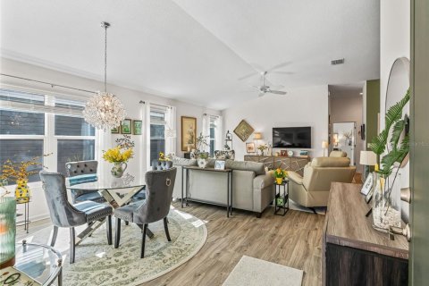 Casa en venta en The Villages, Florida, 2 dormitorios, 117.61 m2 № 2386630 - foto 7