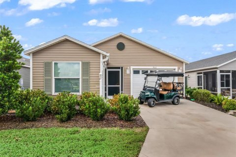 Casa en The Villages, Florida 2 dormitorios, 117.61 m2 № 2386630