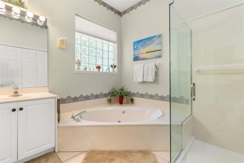 Villa ou maison à vendre à Orlando, Floride: 3 chambres, 252.23 m2 № 2408746 - photo 30