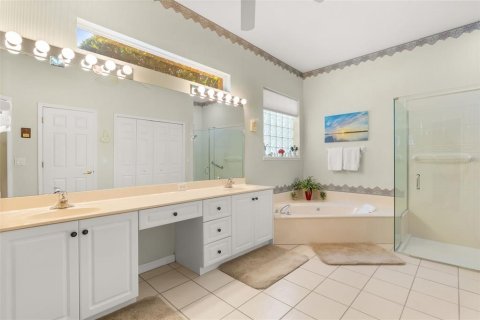 Villa ou maison à vendre à Orlando, Floride: 3 chambres, 252.23 m2 № 2408746 - photo 29
