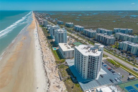 Copropriété à vendre à New Smyrna Beach, Floride: 2 chambres, 112.69 m2 № 2102715 - photo 2