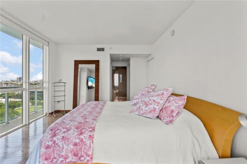 Copropriété à vendre à Miami Beach, Floride: 2 chambres, 112.41 m2 № 1839323 - photo 27