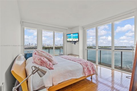Copropriété à vendre à Miami Beach, Floride: 2 chambres, 112.41 m2 № 1839323 - photo 10