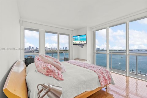 Copropriété à vendre à Miami Beach, Floride: 2 chambres, 112.41 m2 № 1839323 - photo 24