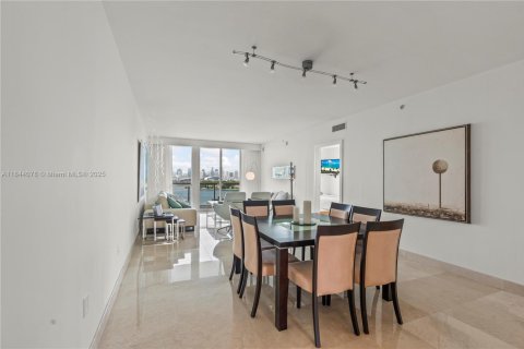 Copropriété à vendre à Miami Beach, Floride: 2 chambres, 112.41 m2 № 1839323 - photo 30