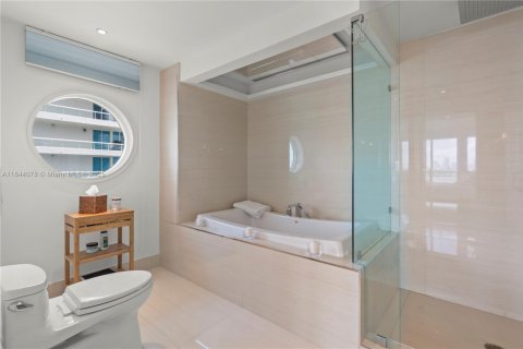 Copropriété à vendre à Miami Beach, Floride: 2 chambres, 112.41 m2 № 1839323 - photo 28