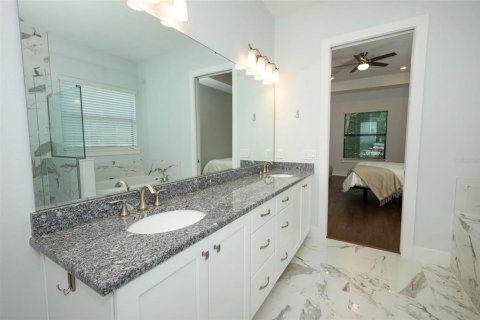 Casa en venta en Sorrento, Florida, 4 dormitorios, 233.93 m2 № 1806572 - foto 25