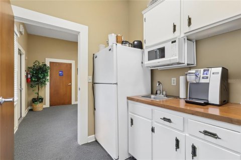 Immobilier commercial à vendre à Jacksonville, Floride: 659.61 m2 № 2205783 - photo 22