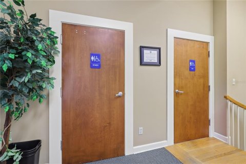 Immobilier commercial à vendre à Jacksonville, Floride: 659.61 m2 № 2205783 - photo 23