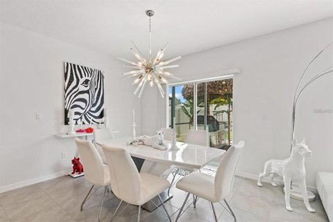 Купить виллу или дом в Киссимми, Флорида 4 комнаты, 264.31м2, № 1785088 - фото 13