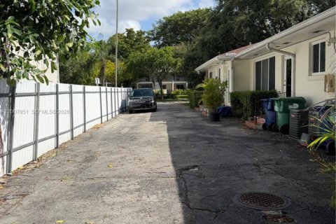 Appartement à louer à Miami Shores, Floride: 2 chambres, 78.97 m2 № 2071970 - photo 16