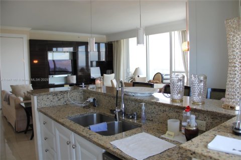 Condominio en venta en Miami Beach, Florida, 2 dormitorios, 144.65 m2 № 1877951 - foto 9