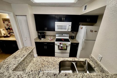 Condo in Kissimmee, Florida, 2 bedrooms  № 1399251 - photo 8