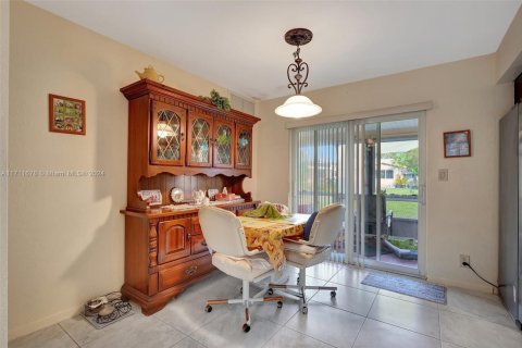 Villa ou maison à vendre à Deerfield Beach, Floride: 3 chambres, 102.56 m2 № 1463668 - photo 14