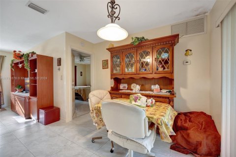 Villa ou maison à vendre à Deerfield Beach, Floride: 3 chambres, 102.56 m2 № 1463668 - photo 15