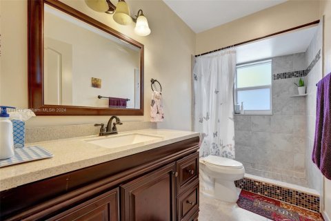 Villa ou maison à vendre à Deerfield Beach, Floride: 3 chambres, 102.56 m2 № 1463668 - photo 19