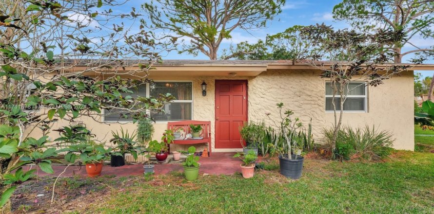 Villa ou maison à Deerfield Beach, Floride 3 chambres, 102.56 m2 № 1463668