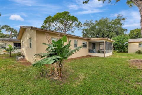 Villa ou maison à vendre à Deerfield Beach, Floride: 3 chambres, 102.56 m2 № 1463668 - photo 29