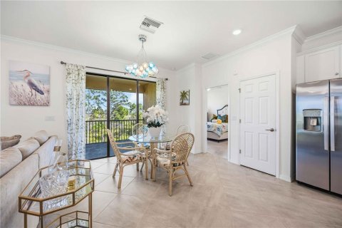 Condo in Venice, Florida, 2 bedrooms  № 2220168 - photo 20