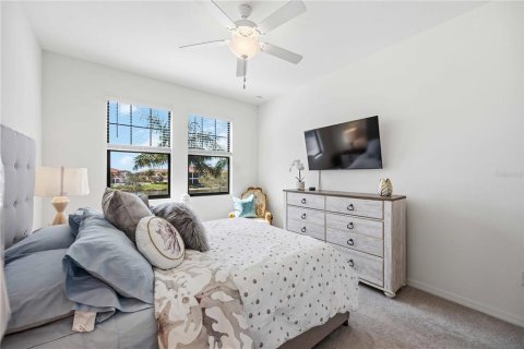 Condo in Venice, Florida, 2 bedrooms  № 2220168 - photo 27
