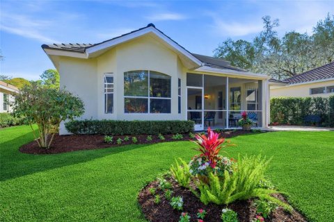 House in University Park, Florida 3 bedrooms, 191.47 sq.m. № 2093273 - photo 29