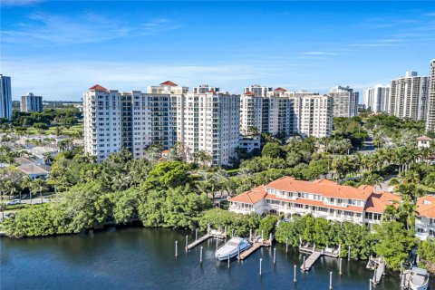 Condominio en alquiler en Aventura, Florida, 3 dormitorios, 158.12 m2 № 1954691 - foto 13