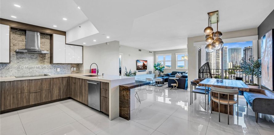 Condominio en Aventura, Florida, 3 dormitorios № 1954691