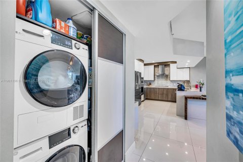 Condominio en alquiler en Aventura, Florida, 3 dormitorios, 158.12 m2 № 1954691 - foto 20