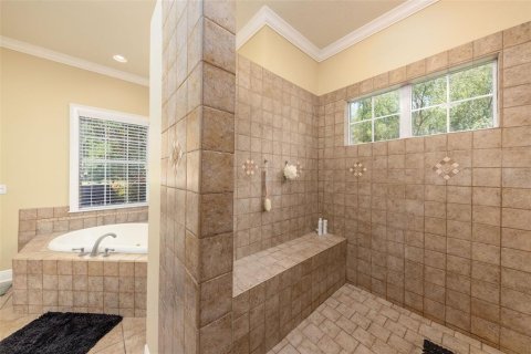 Villa ou maison à vendre à Alachua, Floride: 4 chambres, 372.82 m2 № 2196021 - photo 11