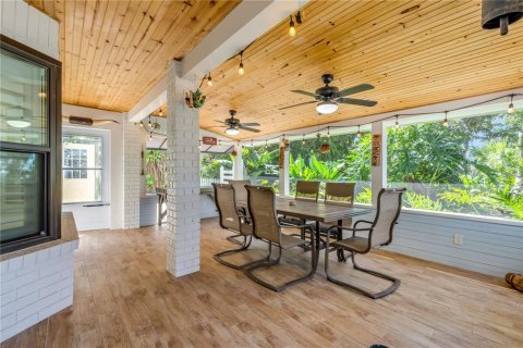 Villa ou maison à vendre à New Smyrna Beach, Floride: 3 chambres, 177.44 m2 № 2416852 - photo 2