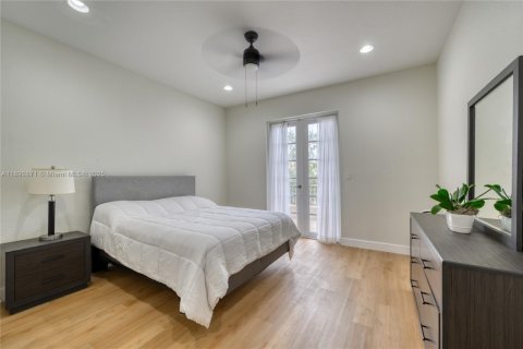 Touwnhouse à vendre à Pembroke Pines, Floride: 3 chambres, 155.15 m2 № 1945456 - photo 18