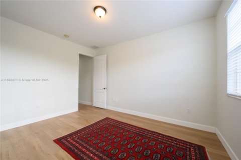 Touwnhouse à vendre à Pembroke Pines, Floride: 3 chambres, 155.15 m2 № 1945456 - photo 25