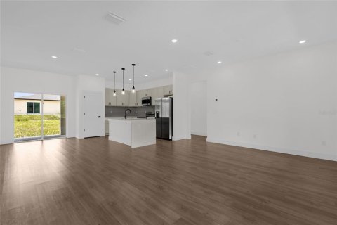 Casa en venta en Citrus Springs, Florida, 3 dormitorios, 151.15 m2 № 2095850 - foto 5