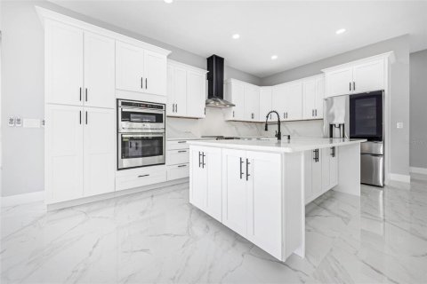 Купить виллу или дом в Раскин, Флорида 7 комнат, 219.53м2, № 2135387 - фото 24
