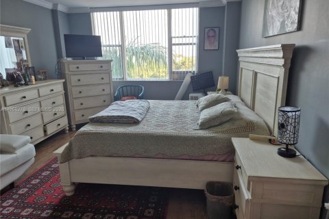 Condominio en venta en Hollywood, Florida, 2 dormitorios, 124.86 m2 № 2028108 - foto 12