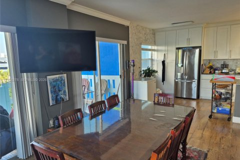 Condominio en venta en Hollywood, Florida, 2 dormitorios, 124.86 m2 № 2028108 - foto 8