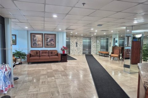 Condominio en venta en Hollywood, Florida, 2 dormitorios, 124.86 m2 № 2028108 - foto 22
