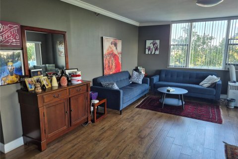 Condominio en venta en Hollywood, Florida, 2 dormitorios, 124.86 m2 № 2028108 - foto 4