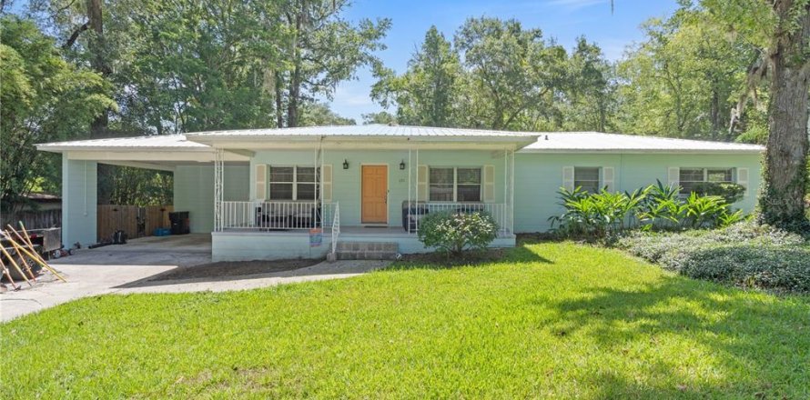 Villa ou maison à Gainesville, Floride 4 chambres, 185.43 m2 № 2237095