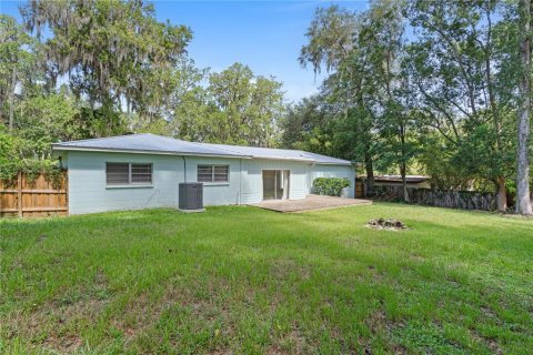Villa ou maison à louer à Gainesville, Floride: 4 chambres, 185.43 m2 № 2237095 - photo 27