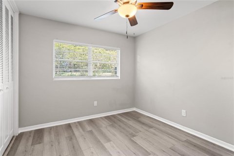Villa ou maison à louer à Gainesville, Floride: 4 chambres, 185.43 m2 № 2237095 - photo 20