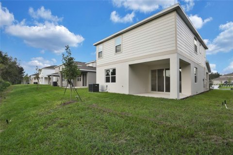 House in Dundee, Florida 4 bedrooms, 201.6 sq.m. № 2156121 - photo 22