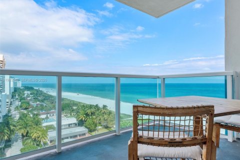 Condo in Miami Beach, Florida, 3 bedrooms  № 2027089 - photo 18