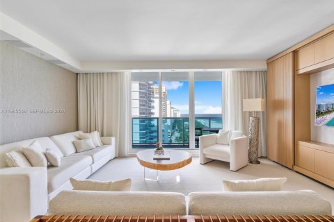 Condo in Miami Beach, Florida, 3 bedrooms  № 2027089 - photo 4