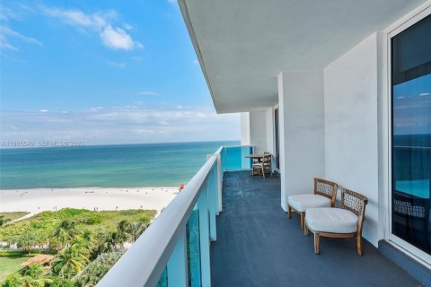 Condo in Miami Beach, Florida, 3 bedrooms  № 2027089 - photo 23